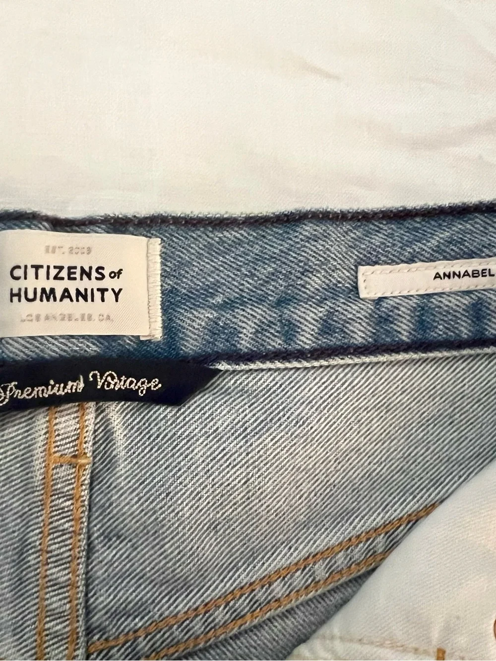 Citizens of Humanity blue Annabelle Long Denim Shorts, size 23